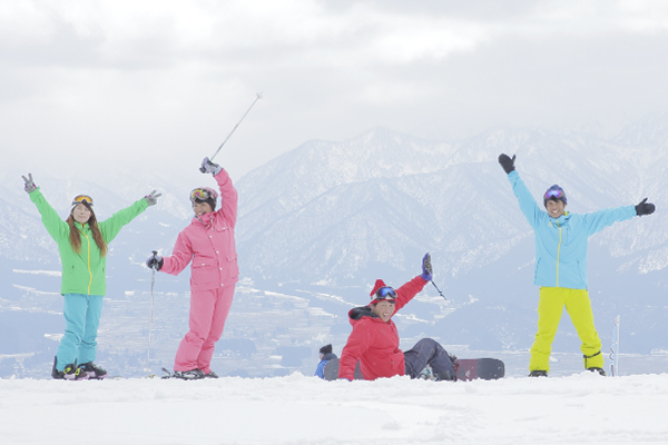 ムイカ：18～22 歳の雪マジ世代